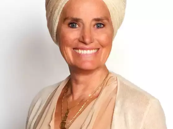 Gurutej Khalsa,
                            靈性, 健康與保健, 愛情與人際關係, 瑜伽, 個人發展與輔導, 個人發展與輔導
                            Expert at 蓬勃發展與協調：2025 年秋季健康週